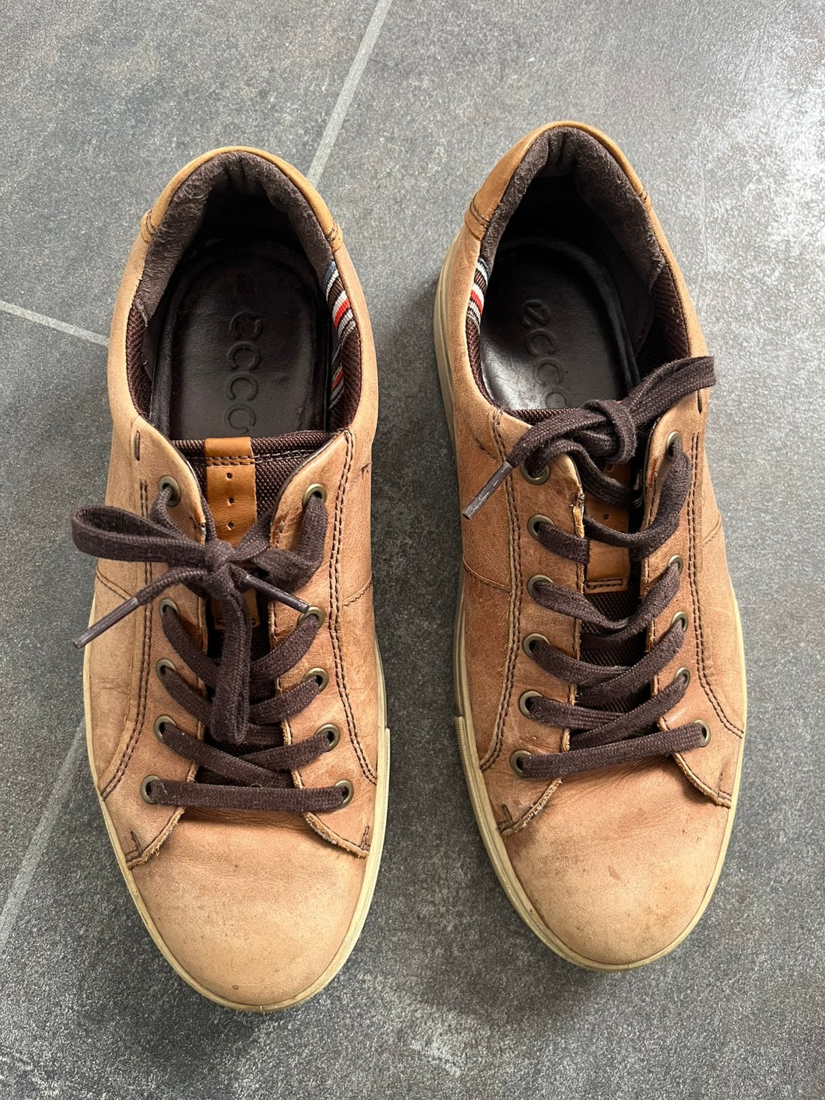 Ecco schoen 43, Bruin, Ophalen of Verzenden, Sneakers of Gympen, Gedragen