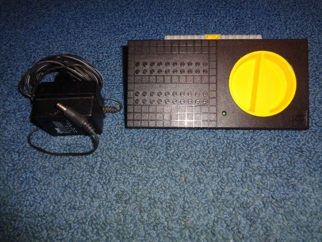 Z20=Lego 9v trein paneel + kabel (Geen rails kabel) (Nog 3x)