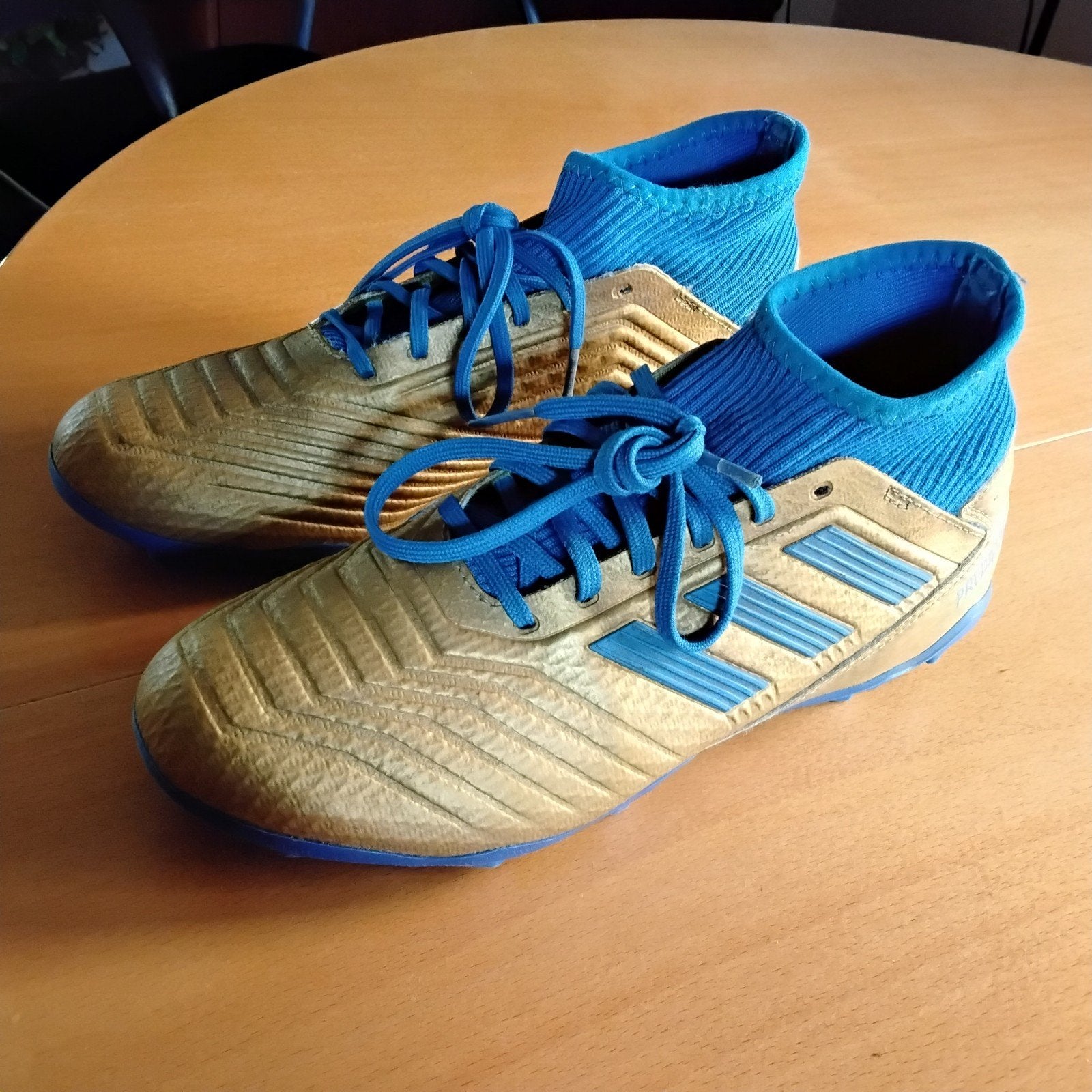 Voetbalschoenen Adidas Predator maat 40, Sport en Fitness, Voetbal, Maat XS of kleiner, Ophalen of Verzenden, Zo goed als nieuw