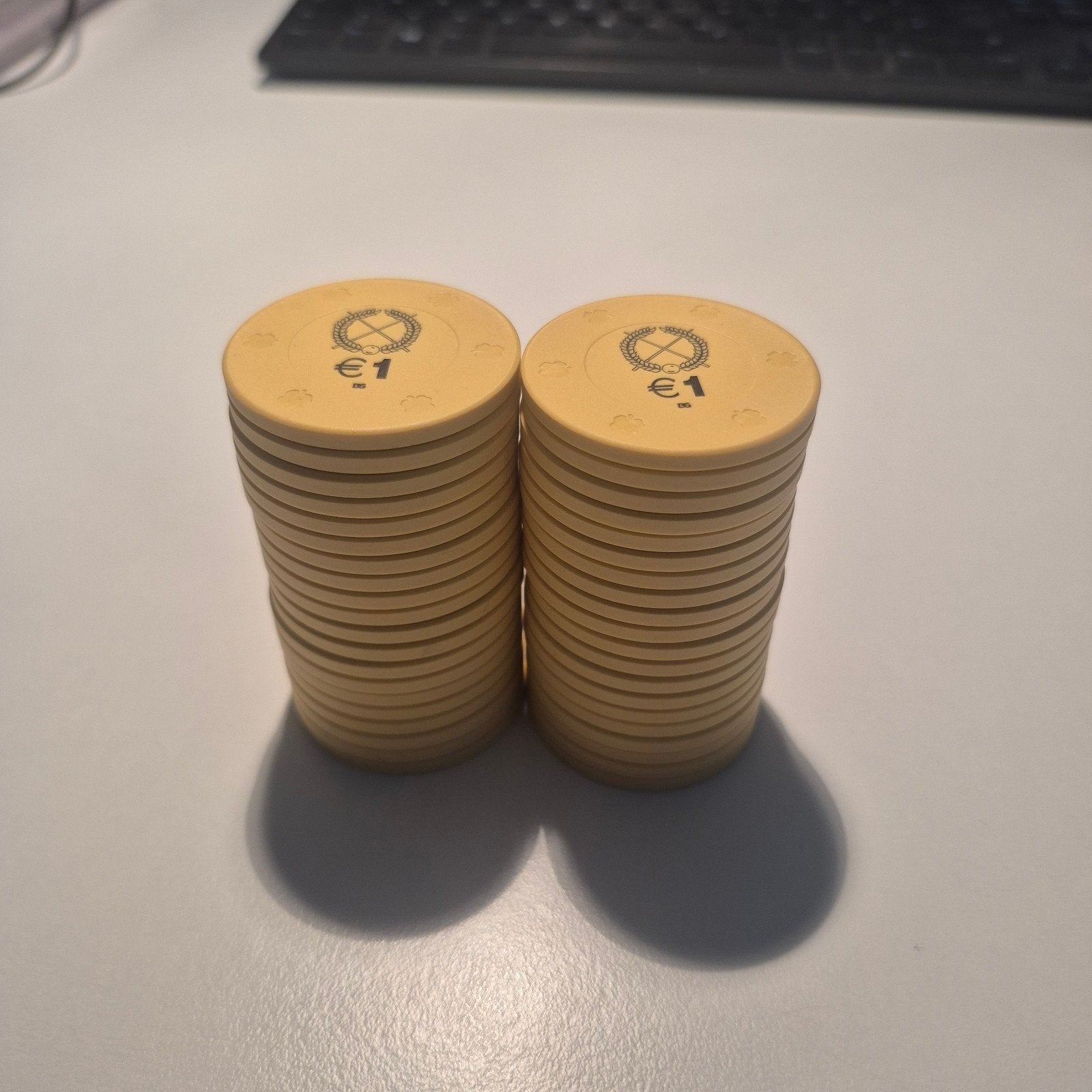 Cesar Billard Reims casino chips 40 stuks, Ophalen of Verzenden