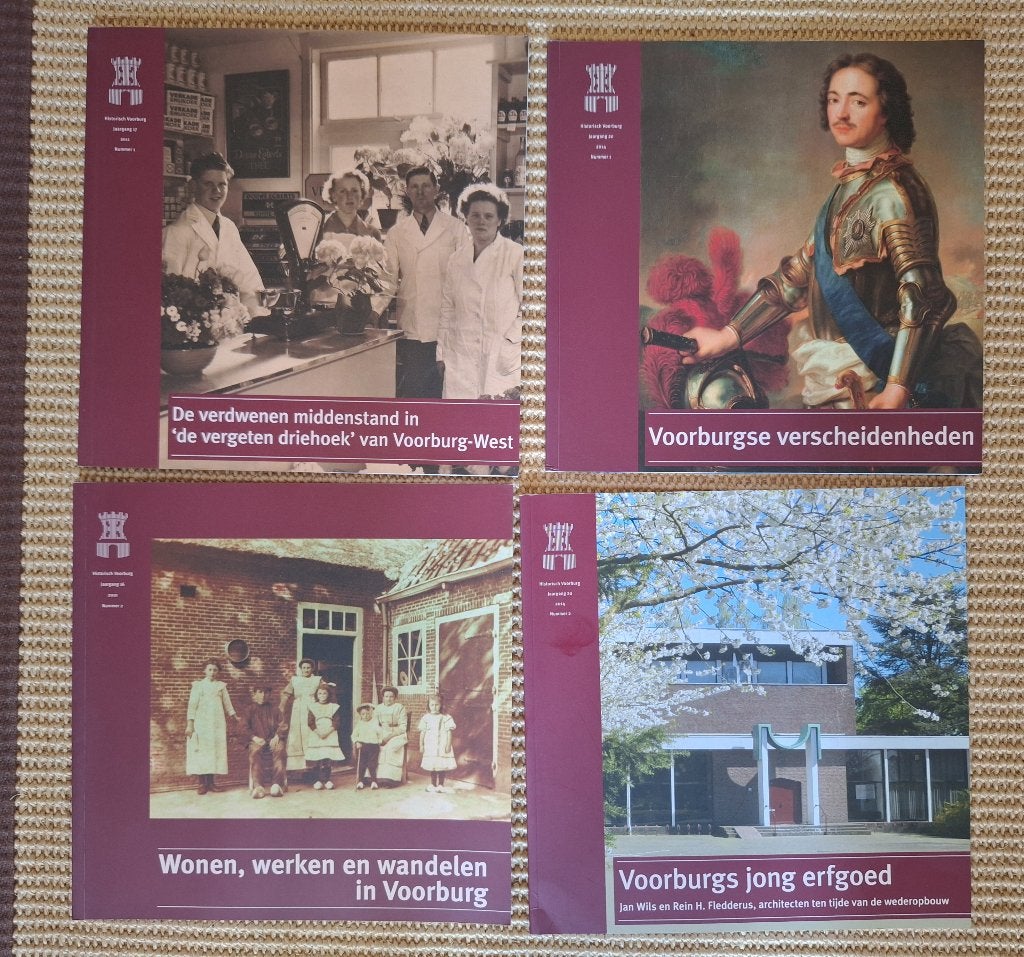 Uitgaven van Historisch Voorburg, Ophalen, 20e eeuw of later, Zo goed als nieuw, Diverse auteurs