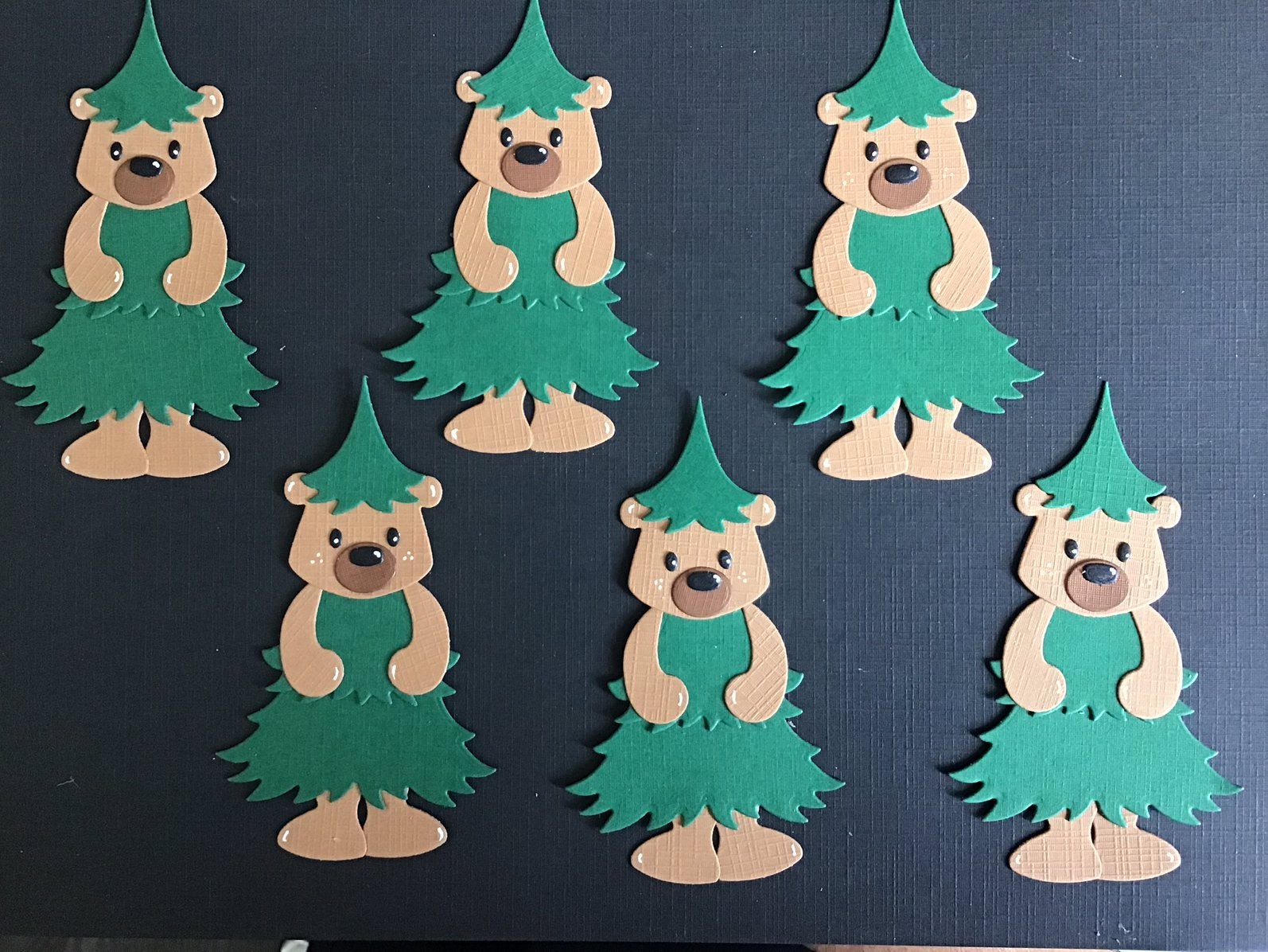 Stansjes kerstboombeertjes, Hobby en Vrije tijd, Kaarten | Zelf maken, Verzenden, Nieuw, Overige thema's, Overige typen