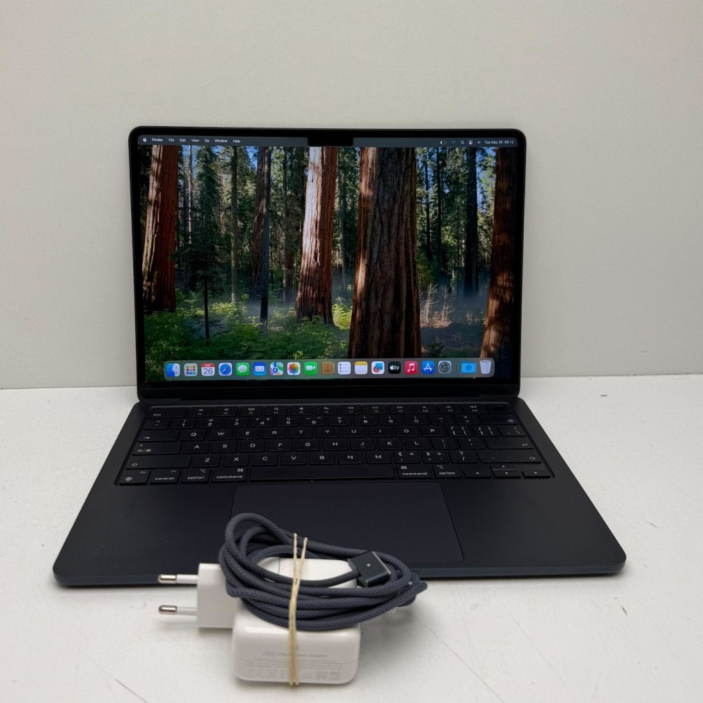 Apple Macbook Air M2 8/256GB | Nette Staat | Met Garantie, Apple, Zo goed als nieuw, Support@apple.com, One Apple Park Way
Cupertino, CA 95014
United States