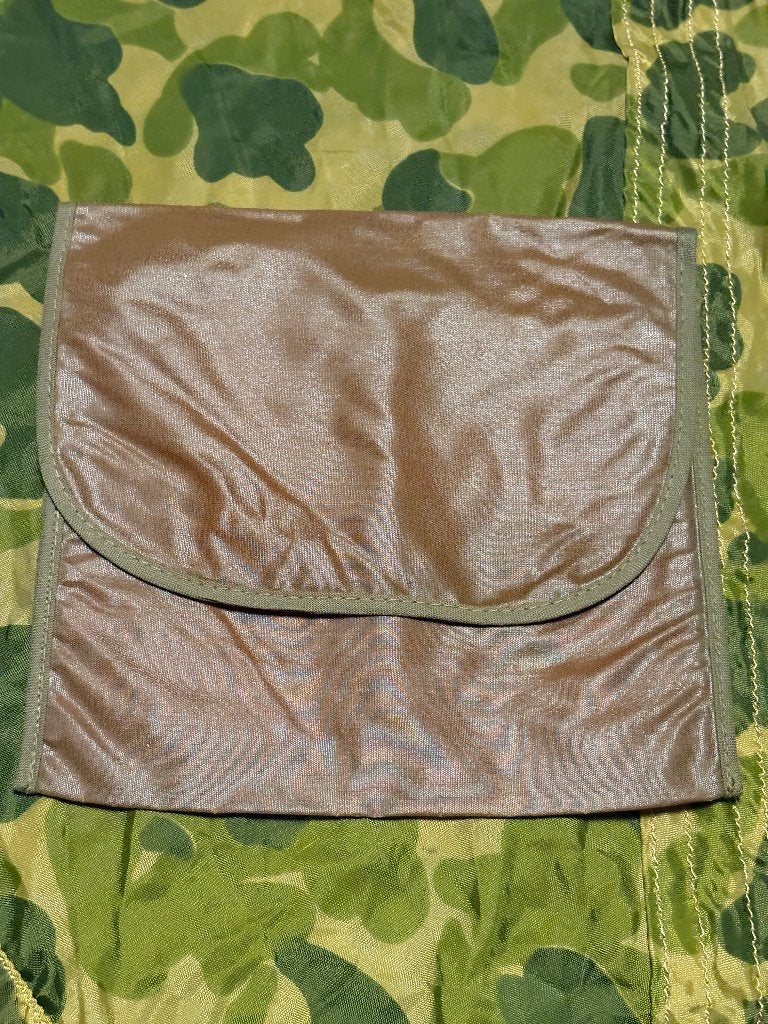 Tweede wereldoorlog US tobacco pouch, Verzamelen, Ophalen of Verzenden, Landmacht, Amerika, Overige typen
