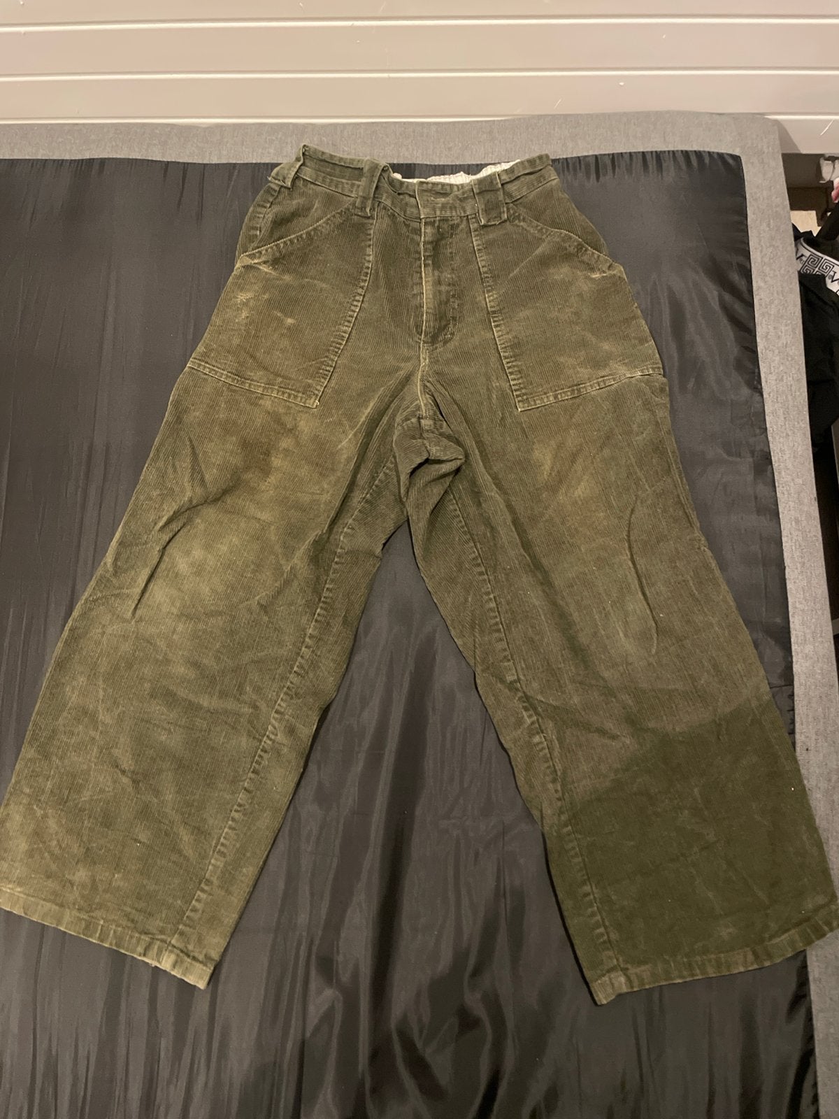 Groene corduroy broek, Maat 38/40 (M), Ophalen of Verzenden, Lang, Gedragen