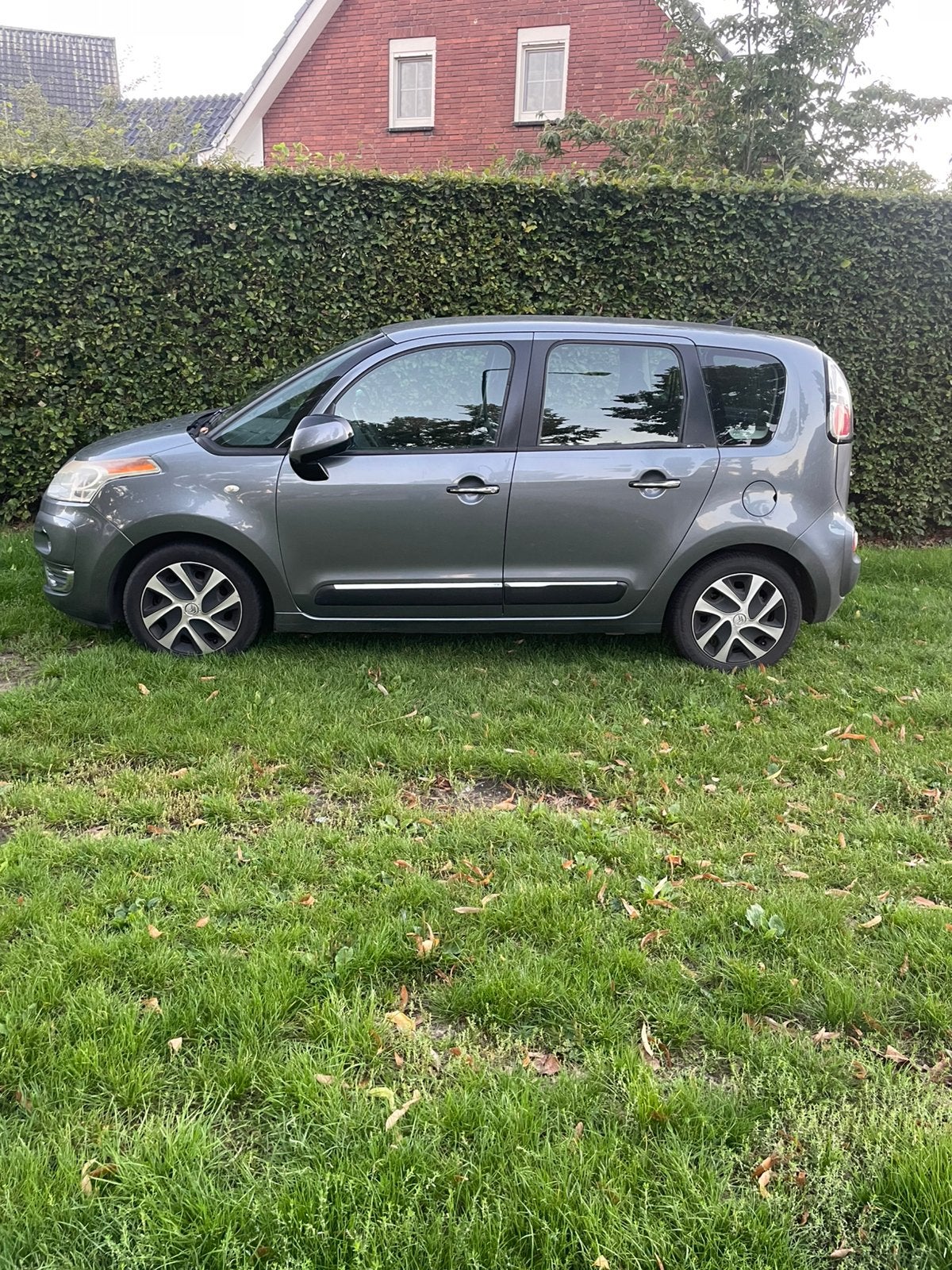 Citroën C3 Picasso 1.6 VTI 2009 Grijs, Voorwielaandrijving, Zwart, 4 cilinders, Leder en Stof