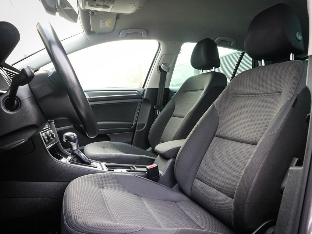 Volkswagen e-Golf e-Golf | Clima | Cruise | Navi | Pdc | 17, Auto's, Gebruikt, Zwart, 35 kWh, 230 km