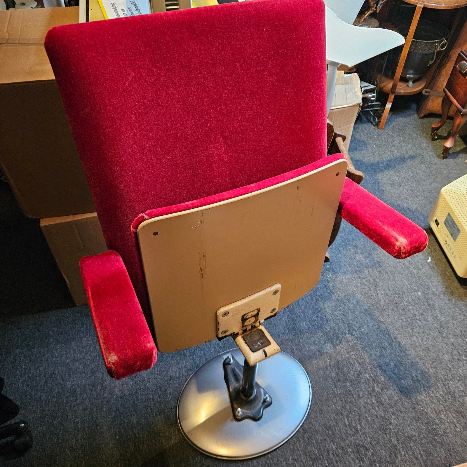 Vintage bioscoopstoel - Rij 1, stoel 1 Rood fluweel, Ophalen, Gebruikt, Vintage, Retro, Bioscoop, Metaal