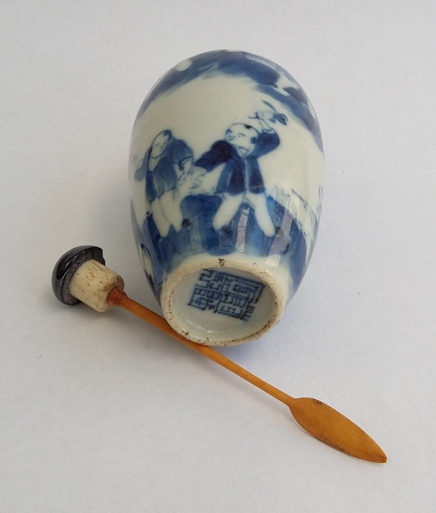 19eeuw Chinees Porselein Snuifflesje Snuif Fles China Kangxi, Ophalen of Verzenden
