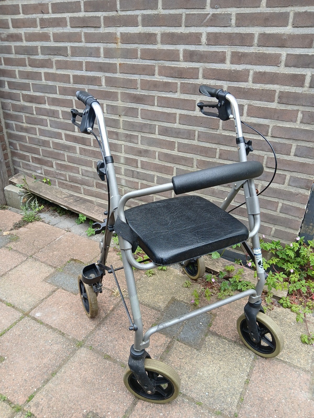 Lichtgewicht rollator. Opklapbaar., Ophalen, Opvouwbaar, Gebruikt
