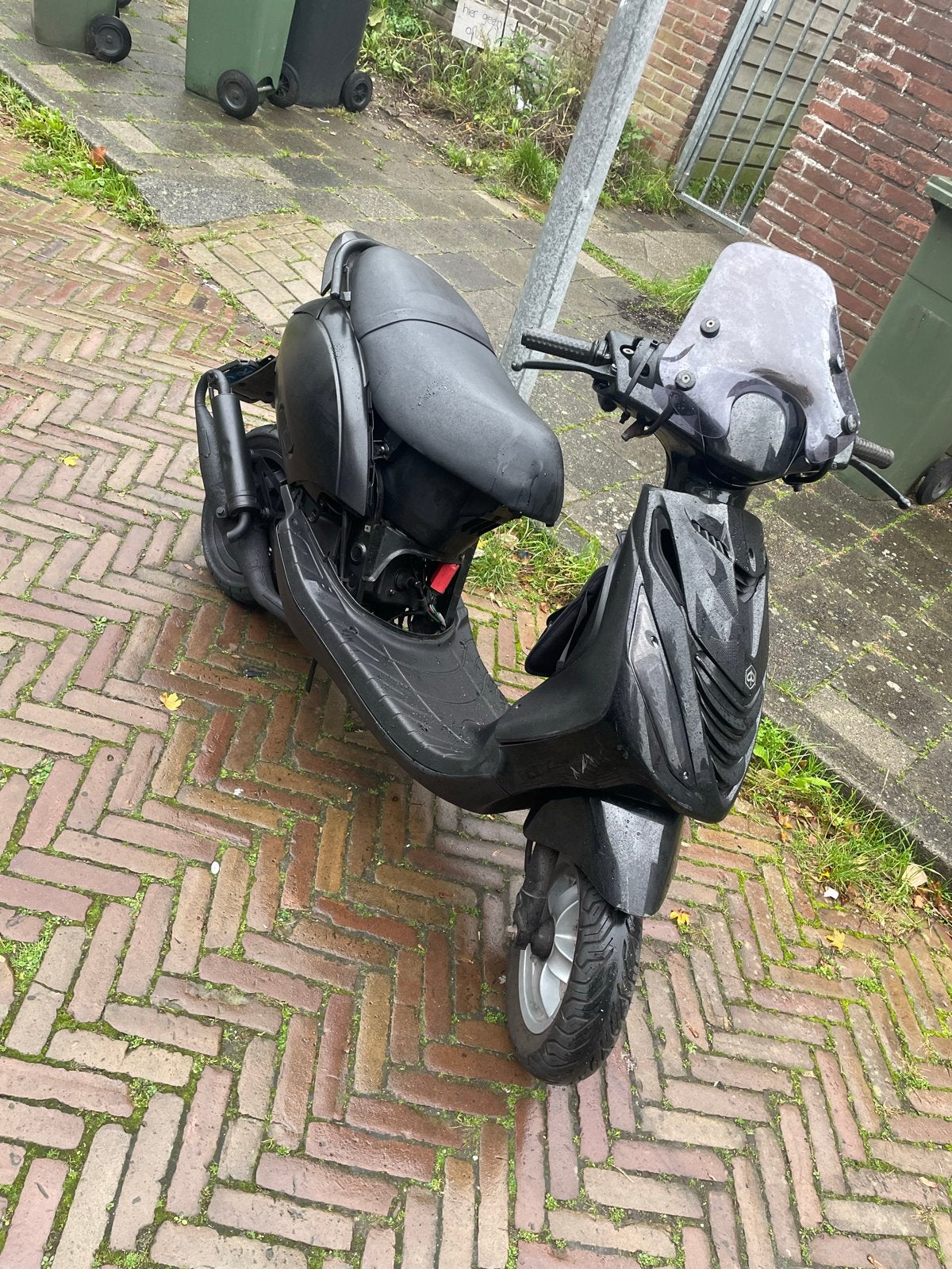 Snelle Zip 70cc DR70 setup en Yasuni R uitlaat, Fietsen en Brommers, Ophalen, Tweetakt, Gebruikt, Maximaal 45 km/u