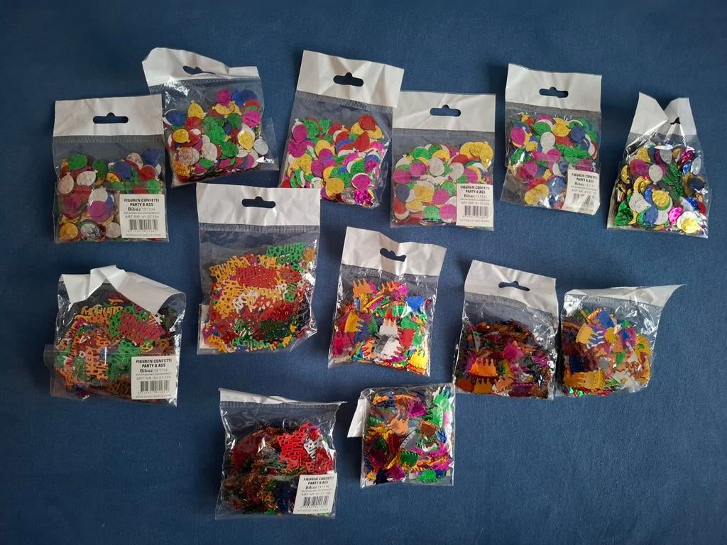 13 zakjes confetti feest figuren - Leuk om mee te knutselen, Ophalen of Verzenden