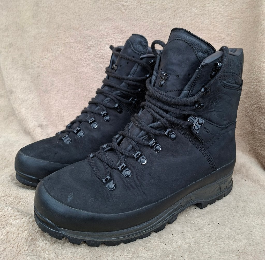 Meindl Island Pro M1, maat 42,5. Zgan, Sport en Fitness, Bergsport en Wandelen, Ophalen of Verzenden, Zo goed als nieuw, Schoenen