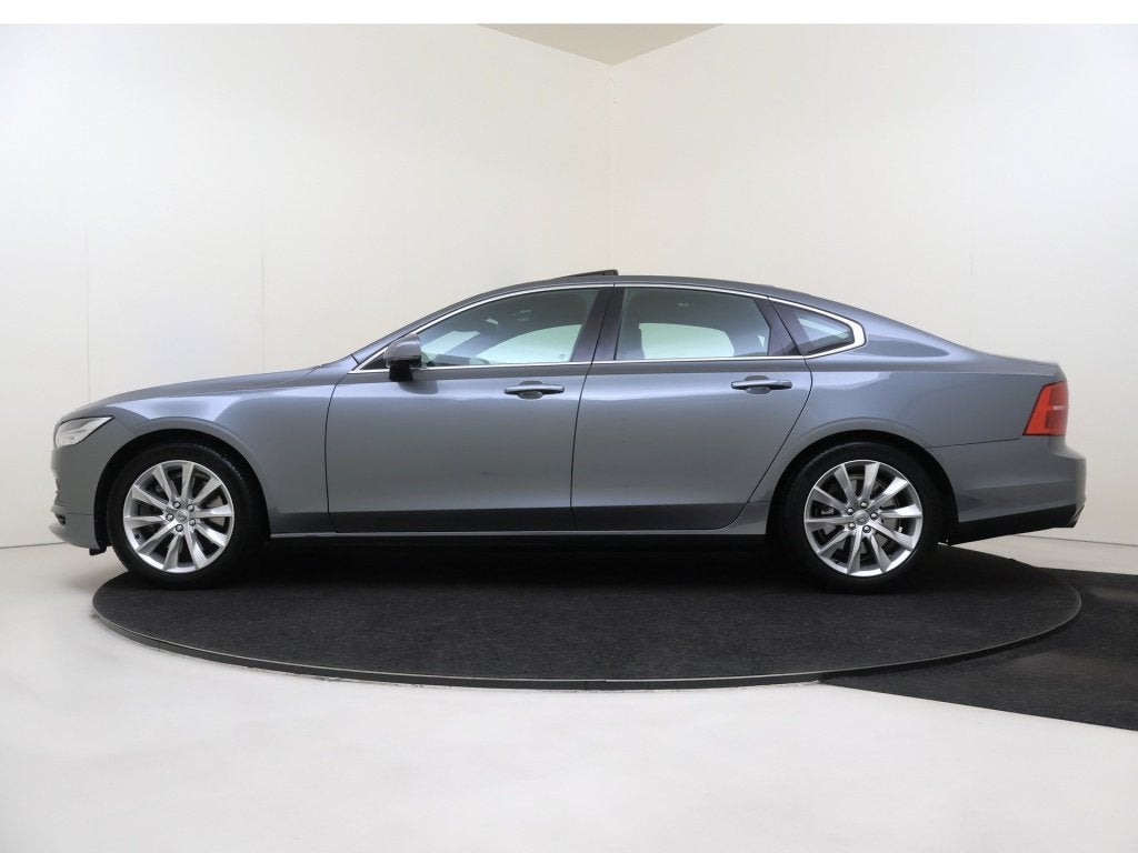 Volvo S90 T4 Momentum+ | Trekhaak | Panoramadak | 360 Came, Auto's, 12 maanden, 15 km/l, Euro 6, 4 cilinders
