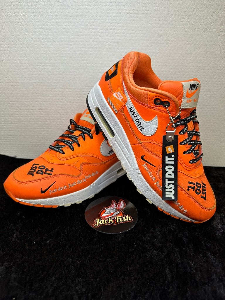 Nike Air Max 1 Just Do It Orange - size 37,5, Nike air max, Overige kleuren, Ophalen of Verzenden, Sneakers of Gympen