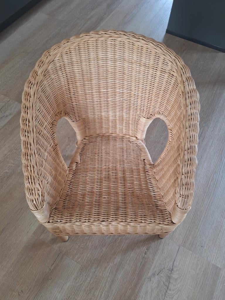 Rotan kinderstoel, Huis en Inrichting, Stoelen, Gebruikt, Overige kleuren, Riet of Rotan, Ophalen of Verzenden