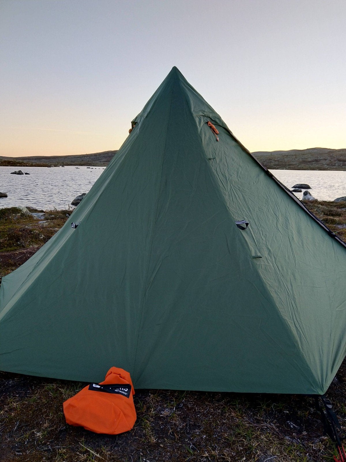 Eureka Lone Tree 3 persoons tipi tent - Lichtgewicht, Ophalen, Zo goed als nieuw, Tot en met 3