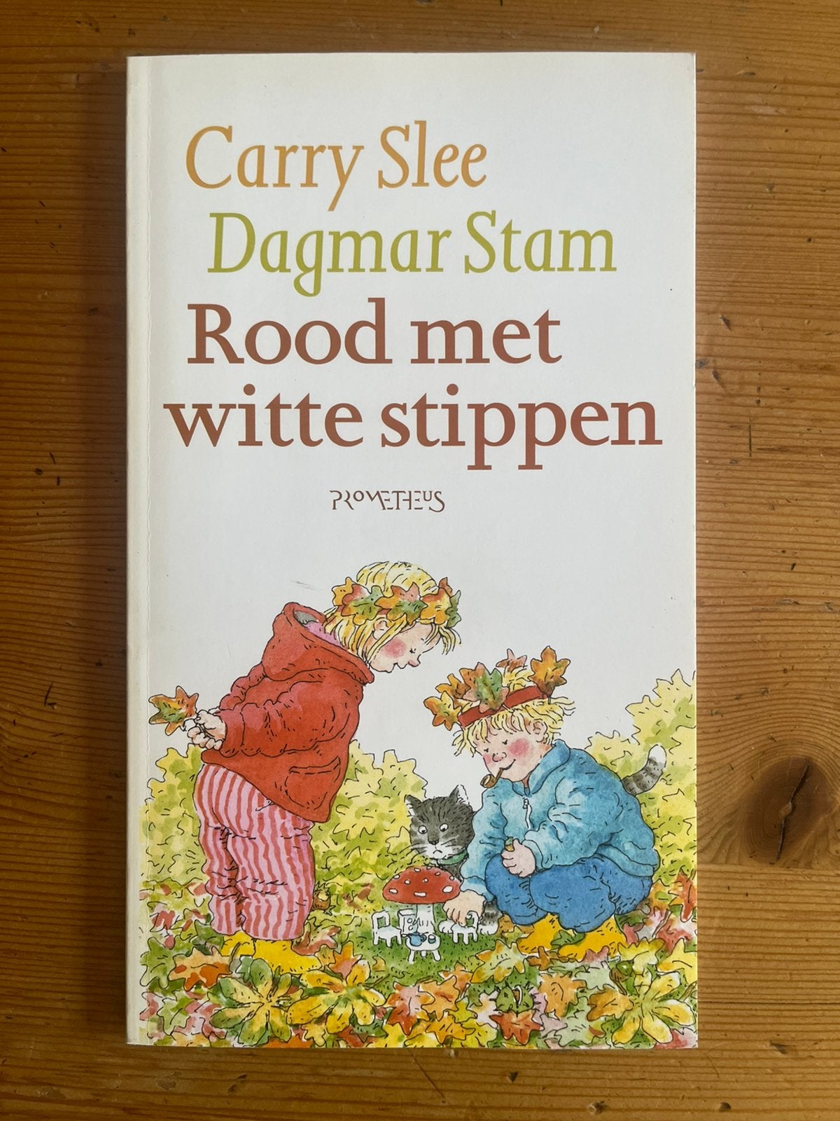 Rood met witte stippen, Ophalen of Verzenden, Nieuw, Fictie algemeen
