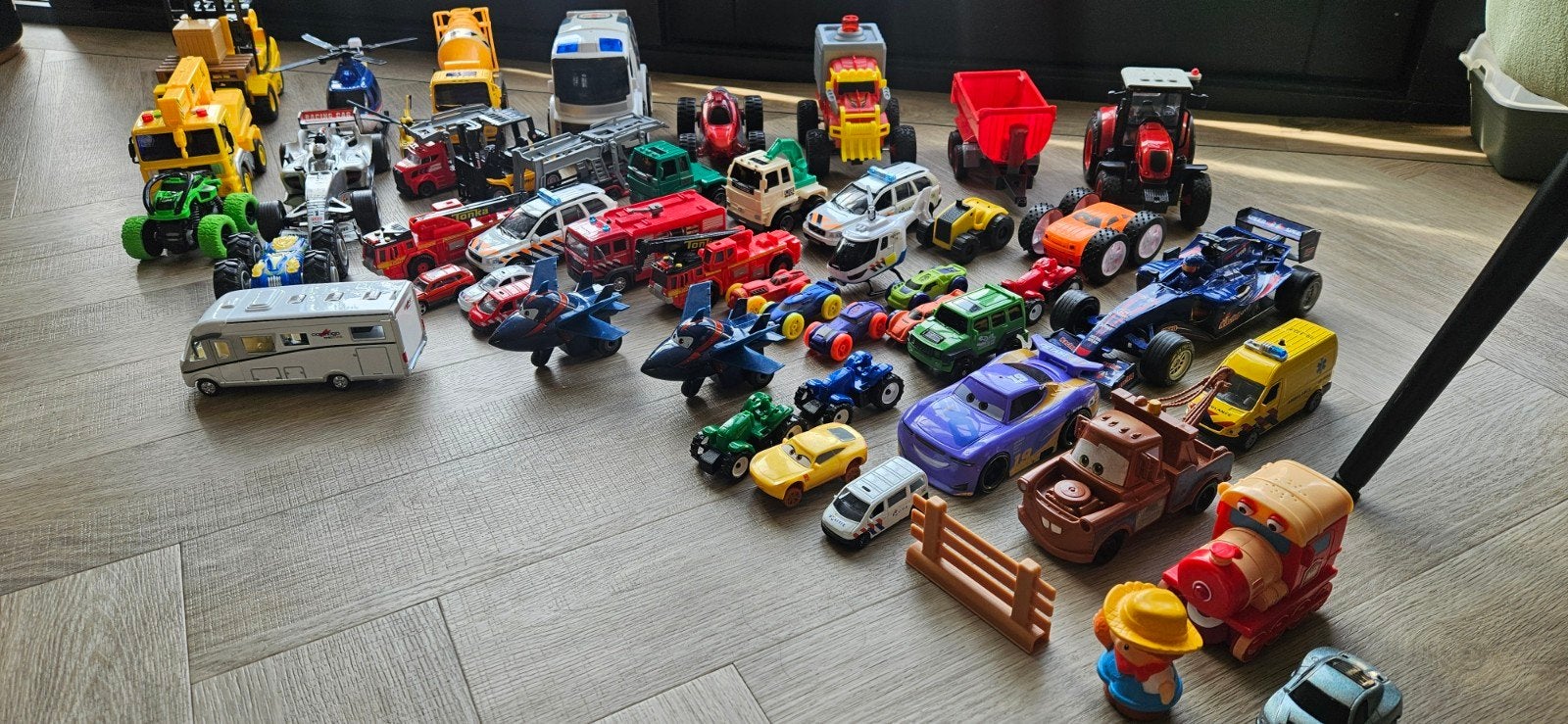 Grote collectie speelgoedauto's - Cars - Superwings, Kinderen en Baby's, Ophalen of Verzenden, Gebruikt