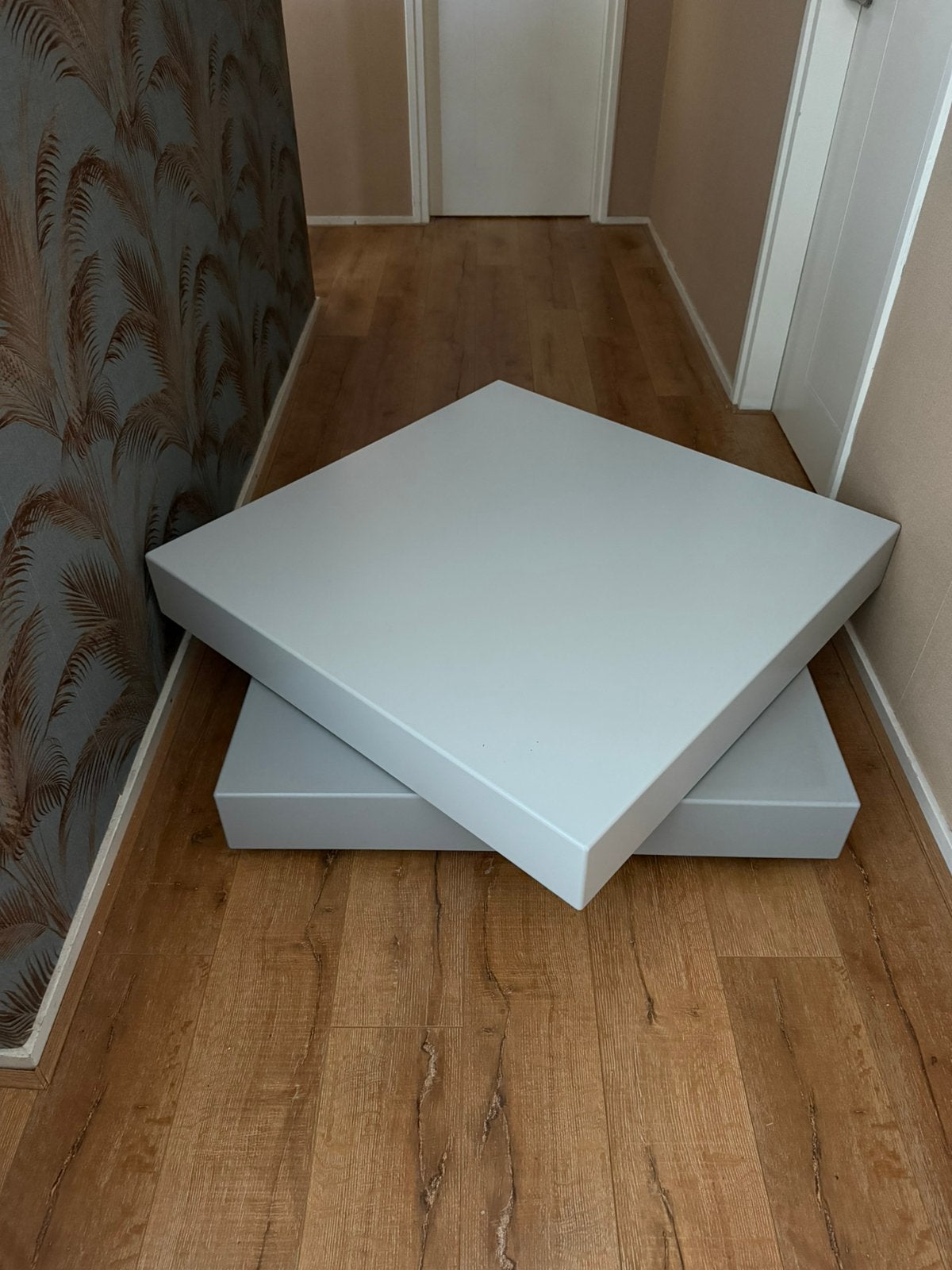 Leolux Trovo salontafel, Huis en Inrichting, Ophalen, Gebruikt, Vierkant, 5 – 50