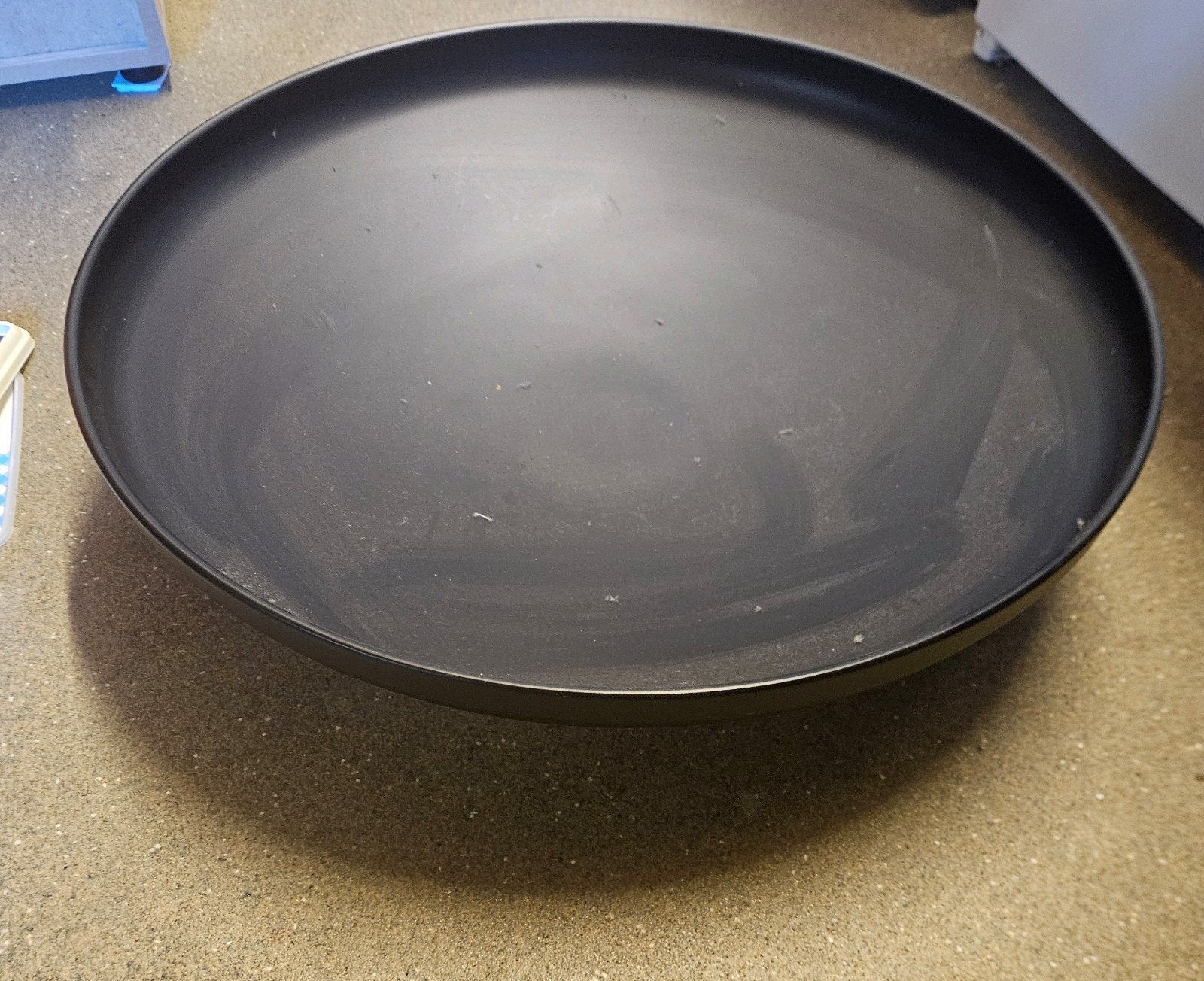 Zwarte metalen vuurschaal of decoratieve schaal, Tuin en Terras, Ophalen of Verzenden, Nieuw