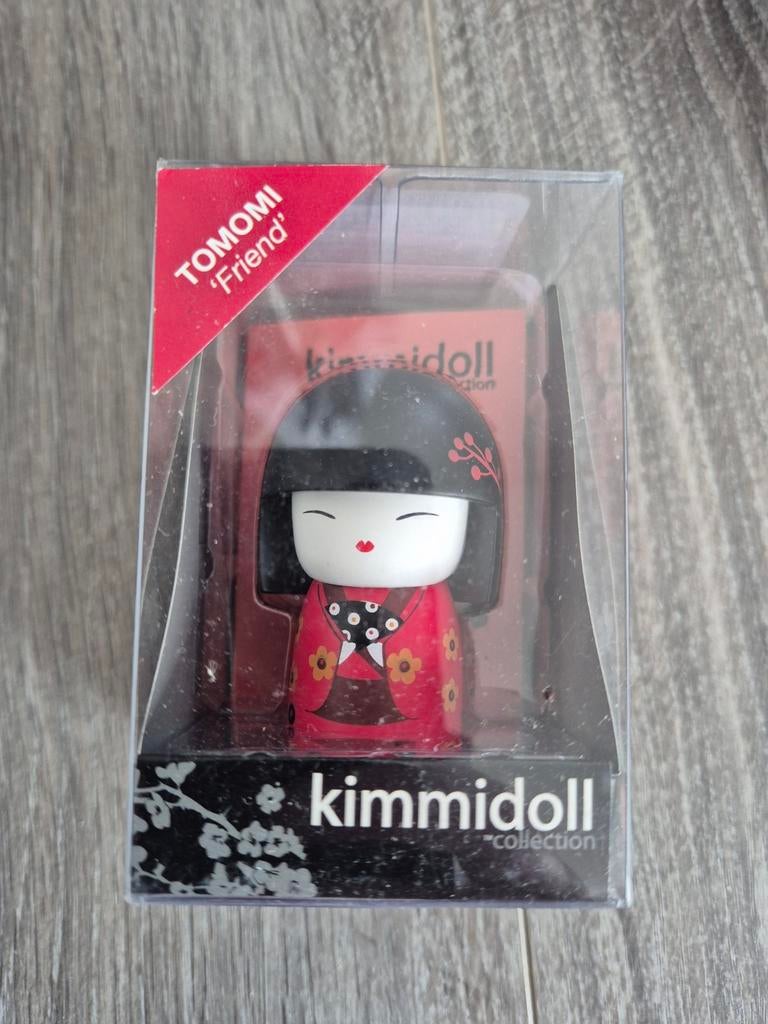 Kimmidoll Tomomi 'Friend' popje in doosje, Verzamelen, Ophalen of Verzenden, Nieuw, Pop