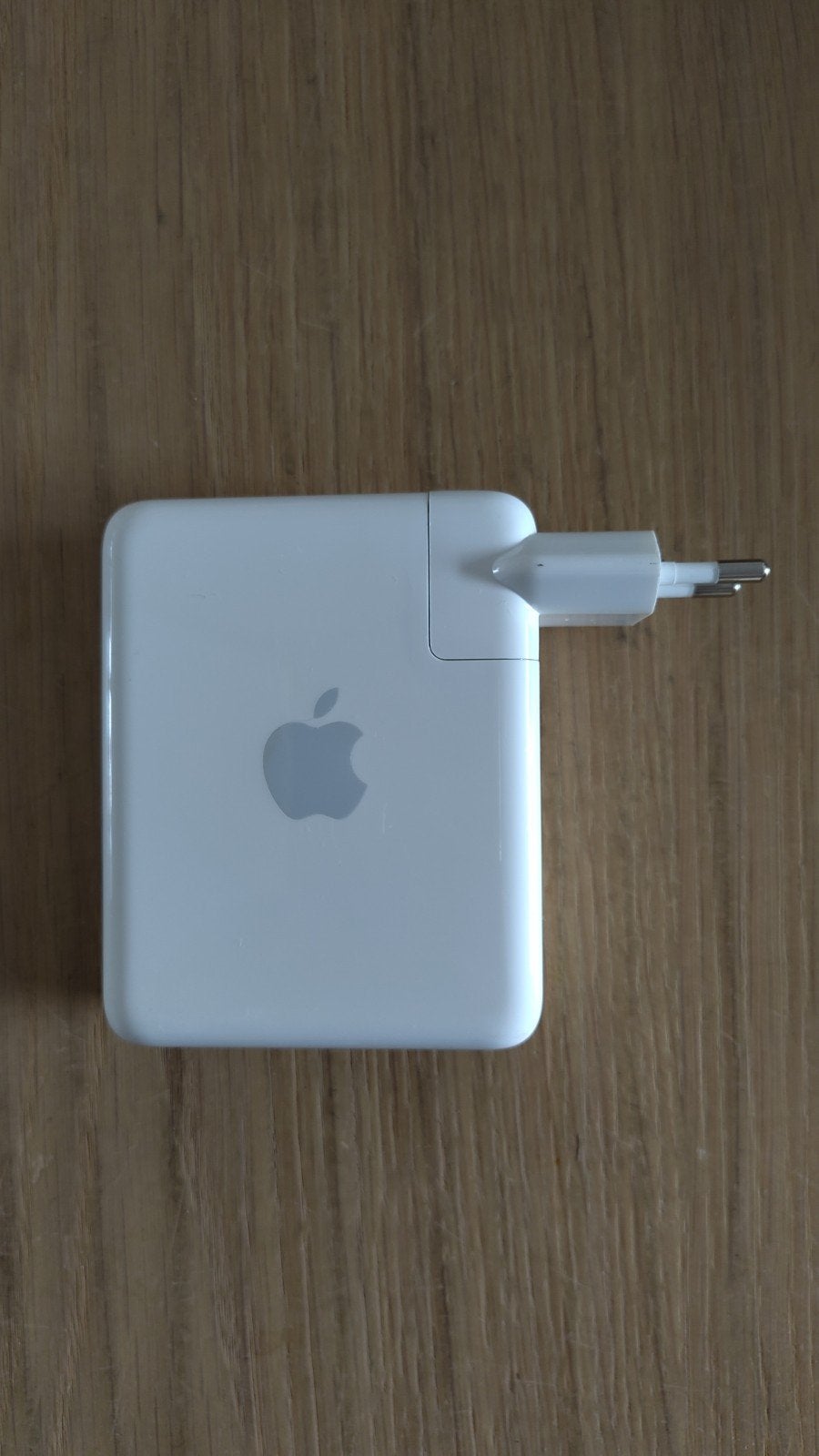 Apple AirPort Express 802.11n Wi-Fi Base Station (A1264), Computers en Software, Routers en Modems, Gebruikt, Router, Ophalen