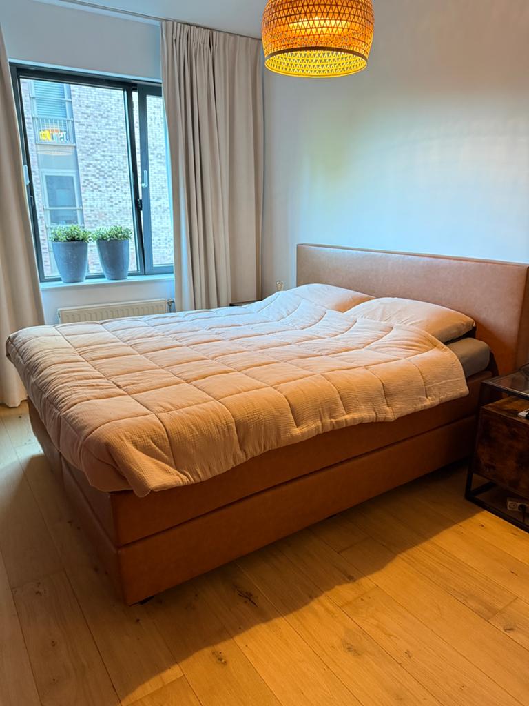 2-persoons Boxspring bed 160x200cm, donkerbruin leder, Huis en Inrichting, Slaapkamer | Complete slaapkamers, Ophalen, Zo goed als nieuw