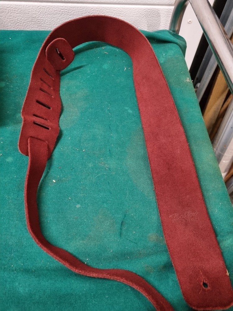 gitaarband boston suede, Ophalen of Verzenden, 'T Olde Gre-j, Info@toldegrej.nl, Endepoelstraat 20f Didam