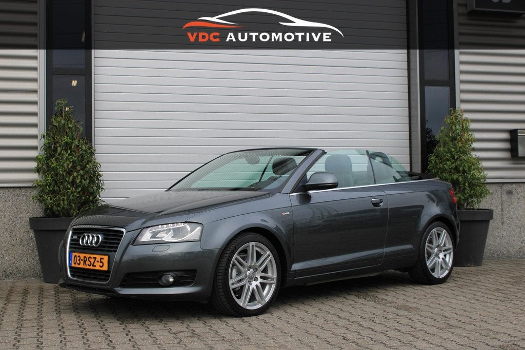Audi A3 Cabriolet 1.8 TFSI S-edition Nieuwe Kap | Stoelverwa, Auto's, Voorwielaandrijving, Gebruikt, Zwart, 4 cilinders