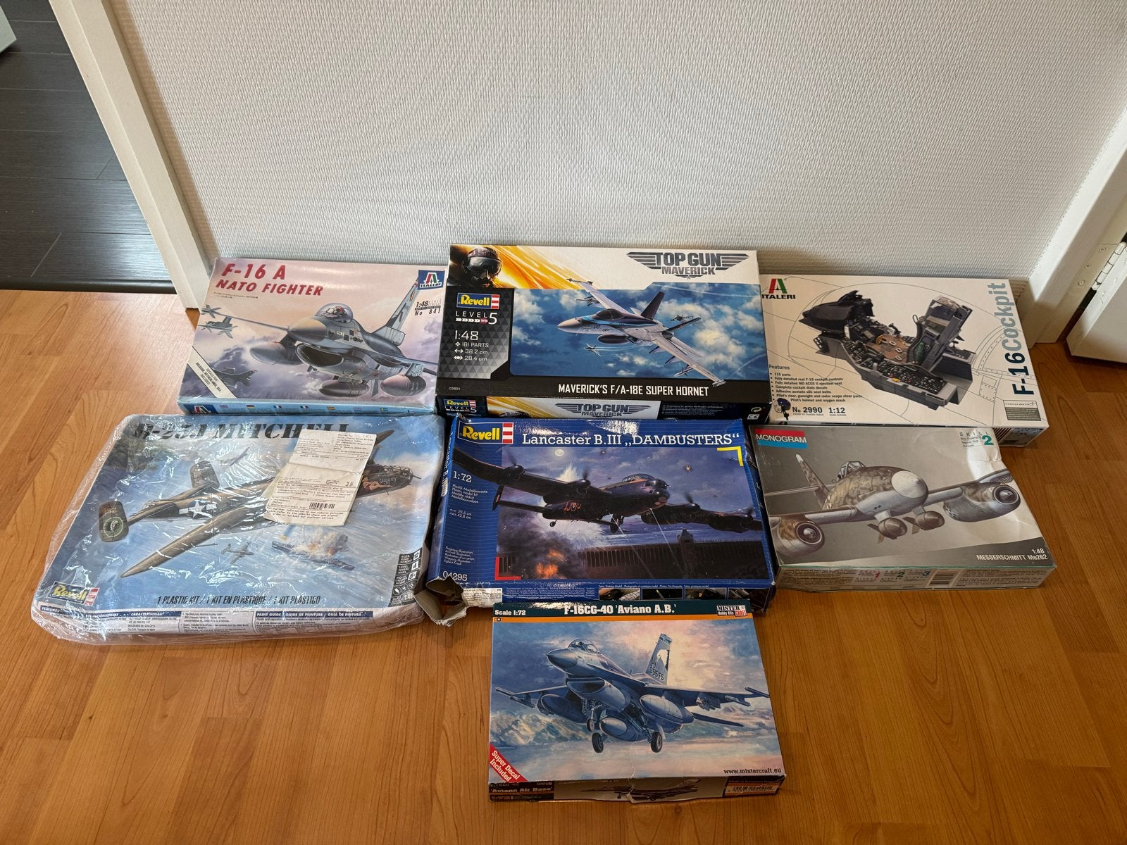 Modelbouw Vliegtuigen Collectie: Revell, Italeri, Monogram, Overige typen, Ophalen of Verzenden, Zo goed als nieuw, 1:32 tot 1:50