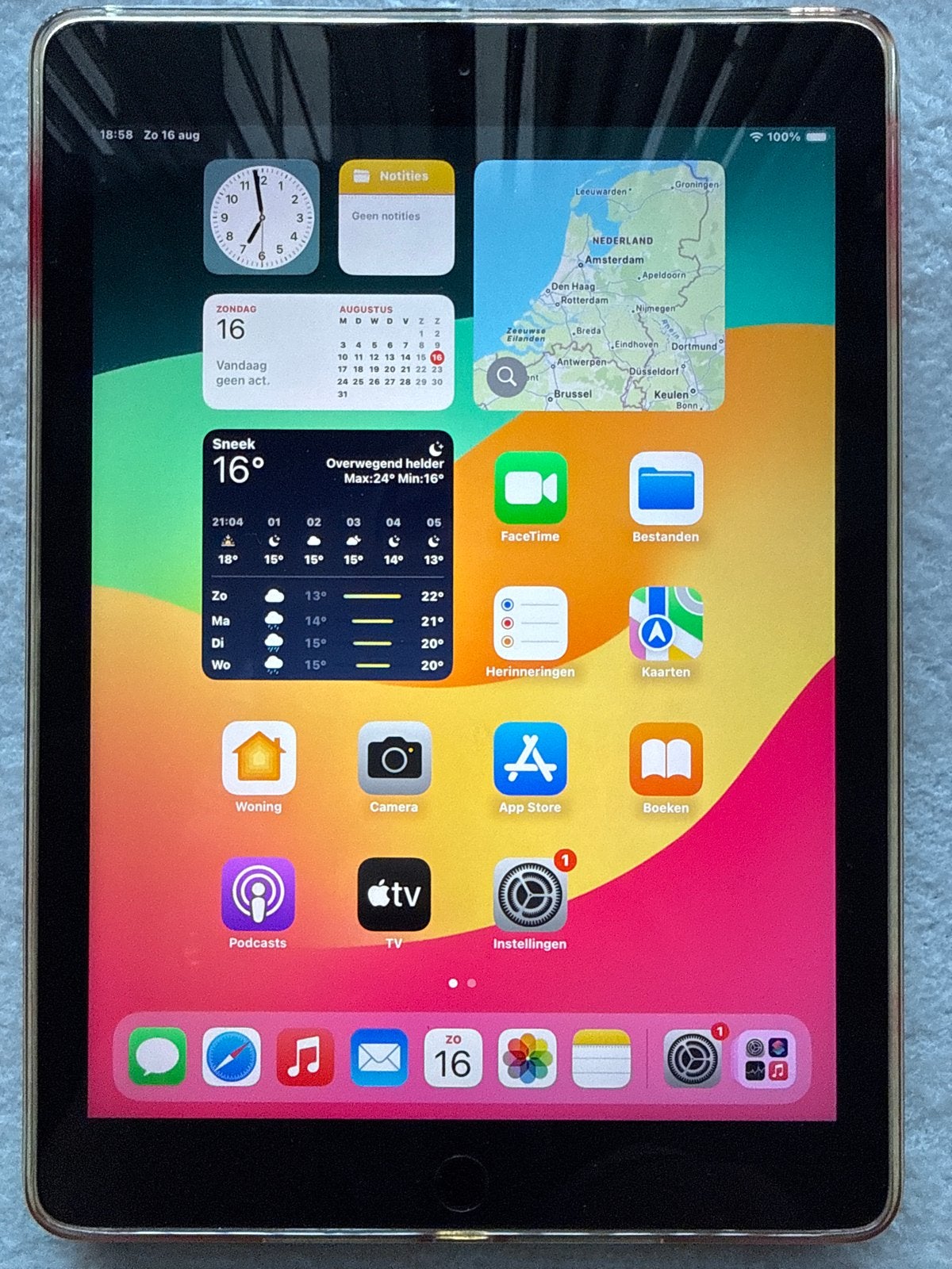 Apple iPad 6 32GB Wi-Fi en 4G met accessoires, Computers en Software, Apple iPads, 10 inch, Gebruikt, 32 GB, Apple iPad