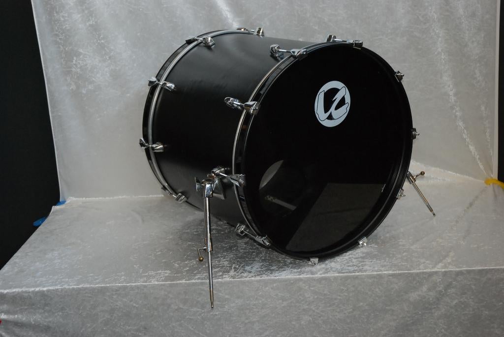 London city Basdrum zwart beplakt en verlengd 22x20 inch, Gebruikt, ., Drums of Percussie, Ophalen of Verzenden