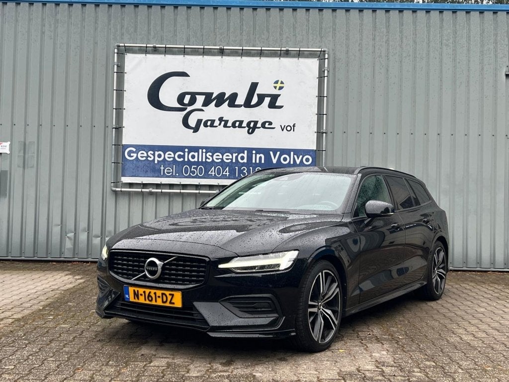 Volvo V60 2.0 B3 Momentum Advantage (bj 2021, automaat), Auto's, Automaat, Stof, 4 cilinders, 1969 cc