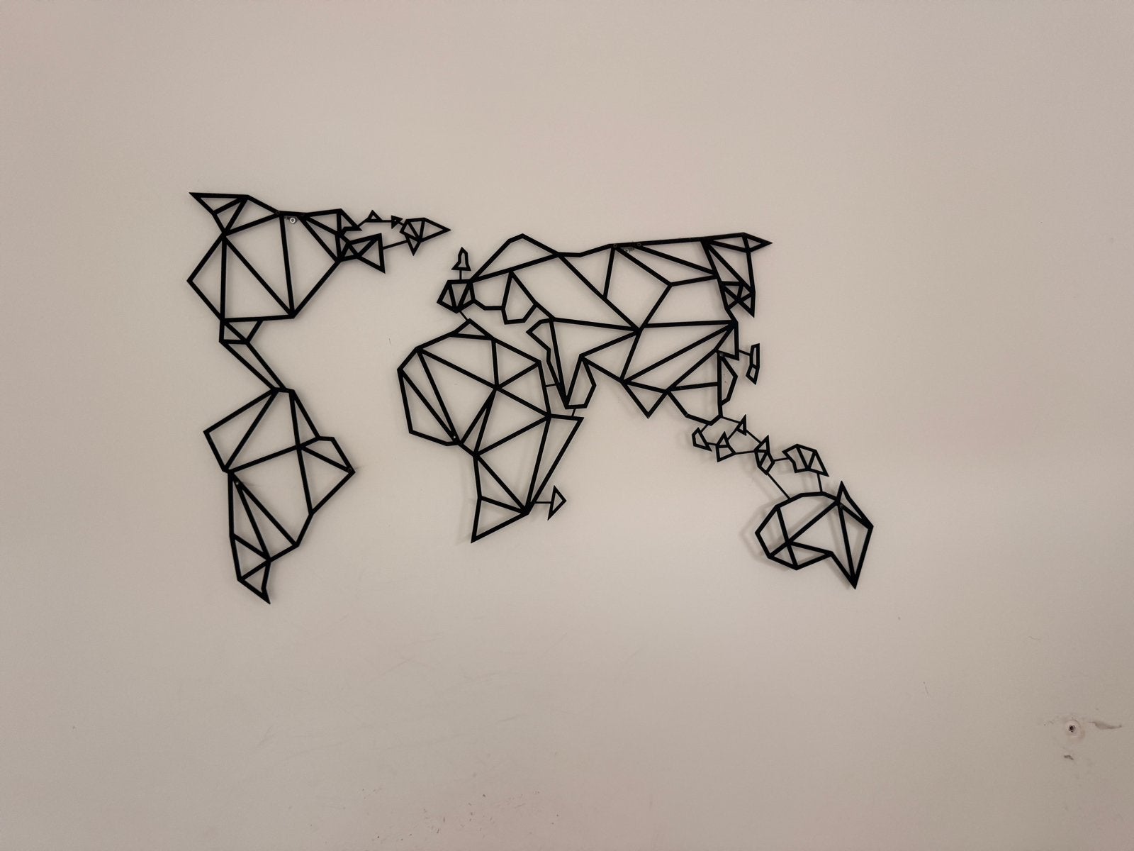 Wanddecoratie Wereldkaart - Zwart Metaal Geometrisch, Ophalen, Metaal, Wandsculptuur, Zwart
