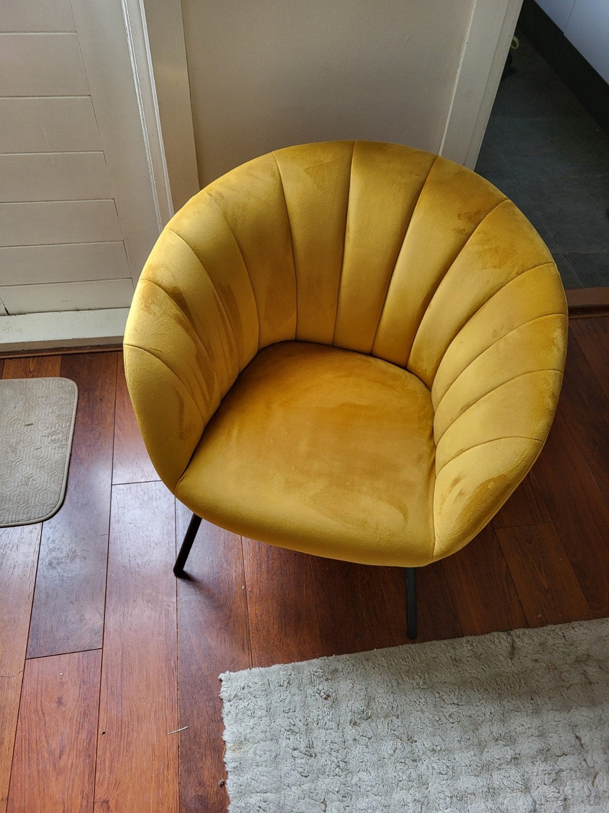 Okergele fauteuil velvet stoel, Ophalen, Gebruikt, 50 tot 75 cm