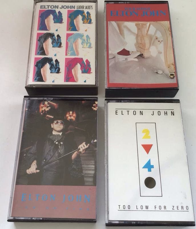 Elton john 4 cassettebandjes, 2 t/m 25 bandjes, Ophalen of Verzenden, Zo goed als nieuw, Origineel