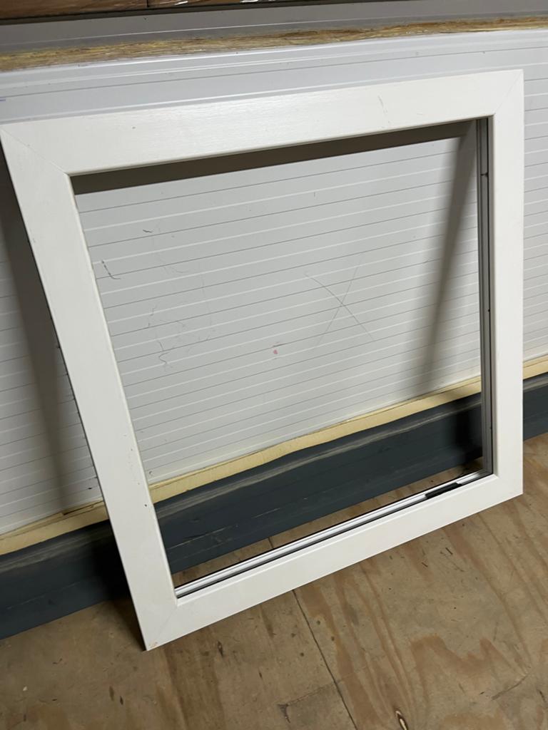 Kunstofkozijnen opdek 103 X 104, Ophalen