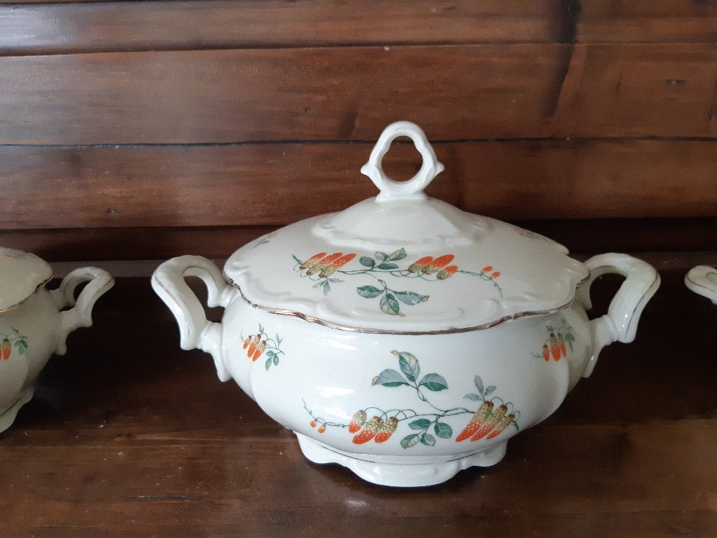 8 st (dek)schalen (deel van servies jaren `30), Ophalen