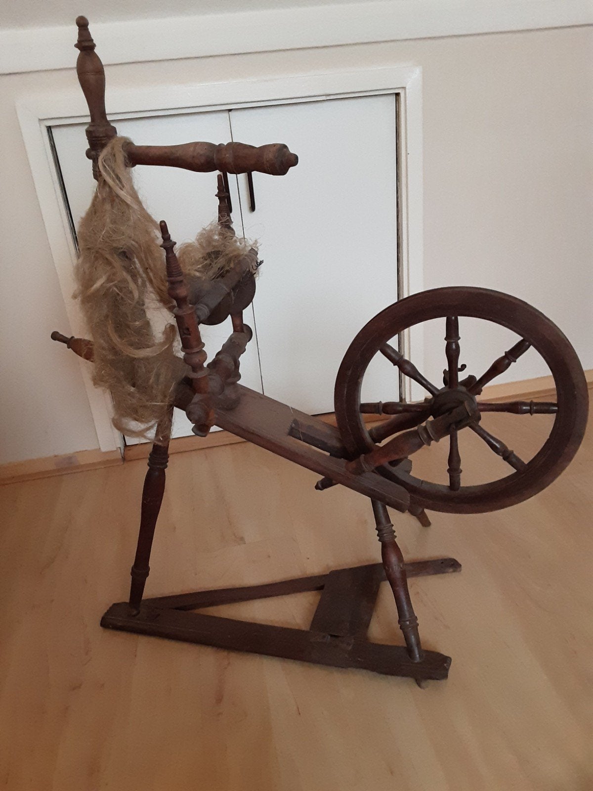 Spinnewiel, Ophalen, Gebruikt, Spinnewiel