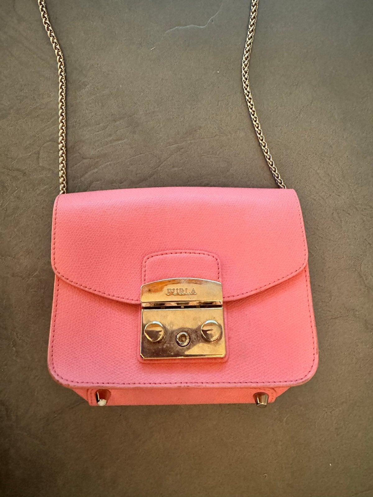 Furla schoudertasje - Roze, Sieraden, Tassen en Uiterlijk, Ophalen of Verzenden, Zo goed als nieuw, Roze, Schoudertasje