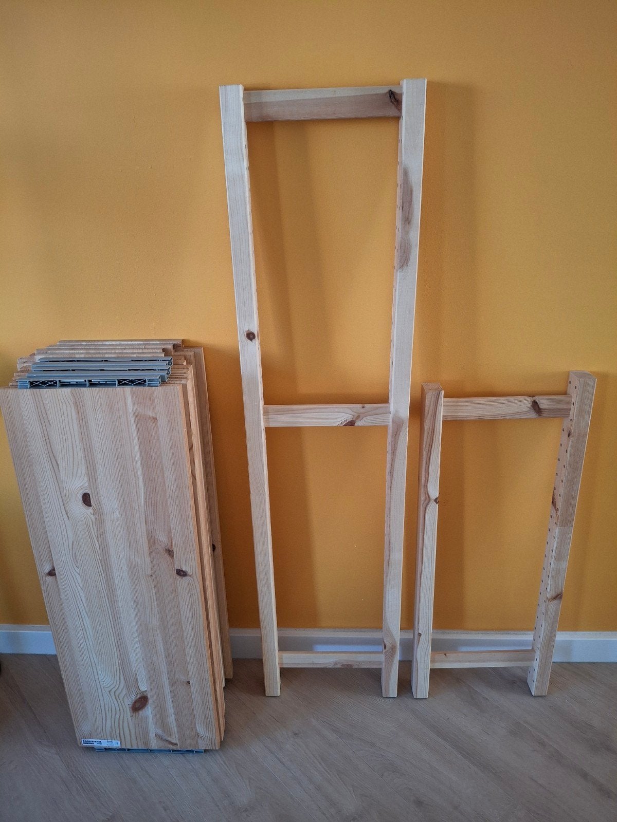 Ivar staanders en diverse planken, Ophalen, Gebruikt