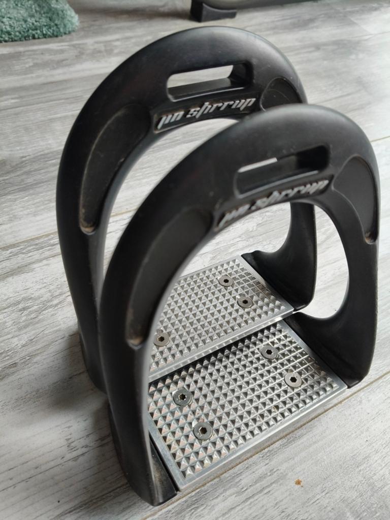 Jin Stirrup stijgbeugels., Ophalen of Verzenden, Gebruikt, Springen