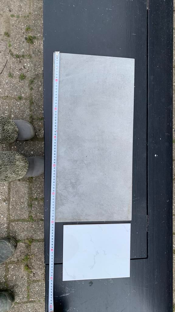 Gratis tegels, Ophalen, Zo goed als nieuw