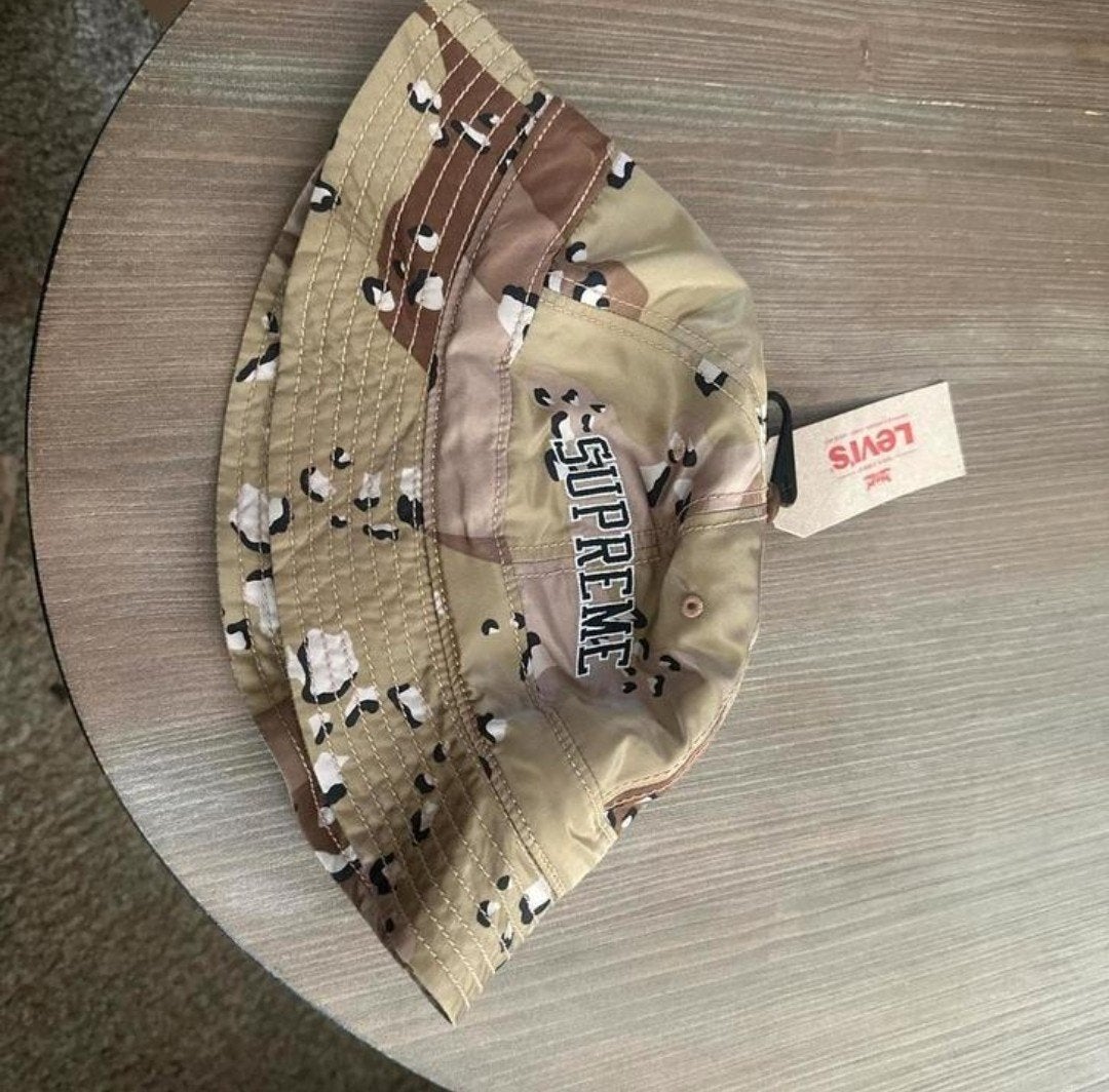 Supreme Hat Dessert chocochip camo, Kleding | Heren, Hoed, Nieuw, Ophalen of Verzenden, 58 of 59 cm (L, 7¼ of ⅜ inch)