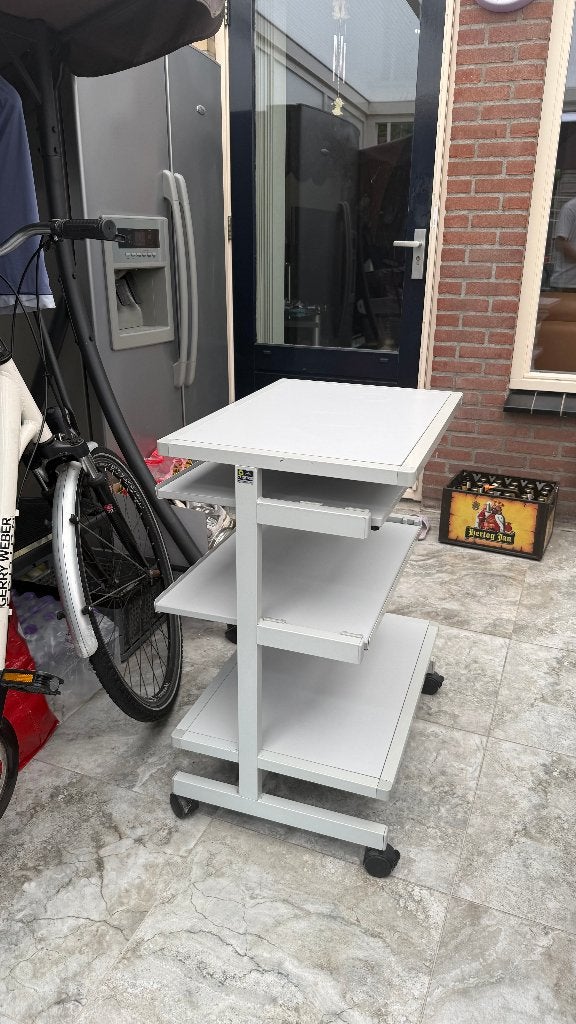 Bureau tafel uitschuifbaar, Huis en Inrichting, Bureaus, Overige typen, Gebruikt, 46 cm, Overige merken