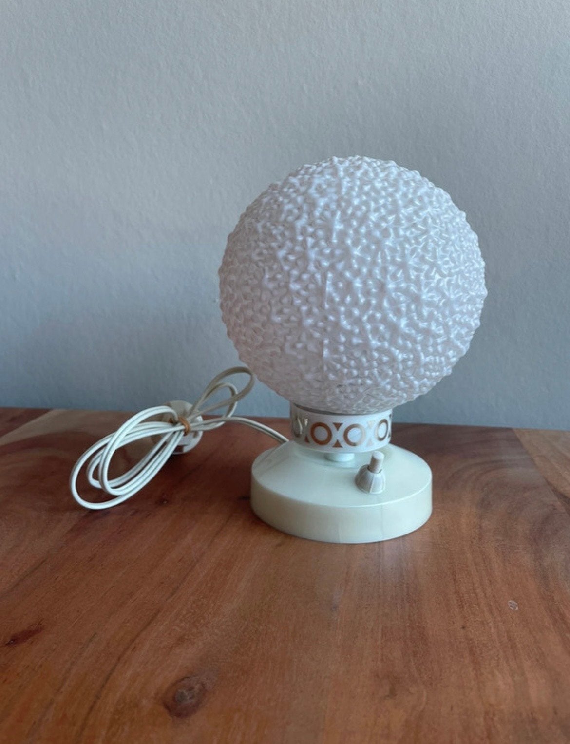 Retro Tafellamp Bol - Sfeervolle Verlichting, Huis en Inrichting, Gebruikt, Vintage, Wit, Ophalen of Verzenden