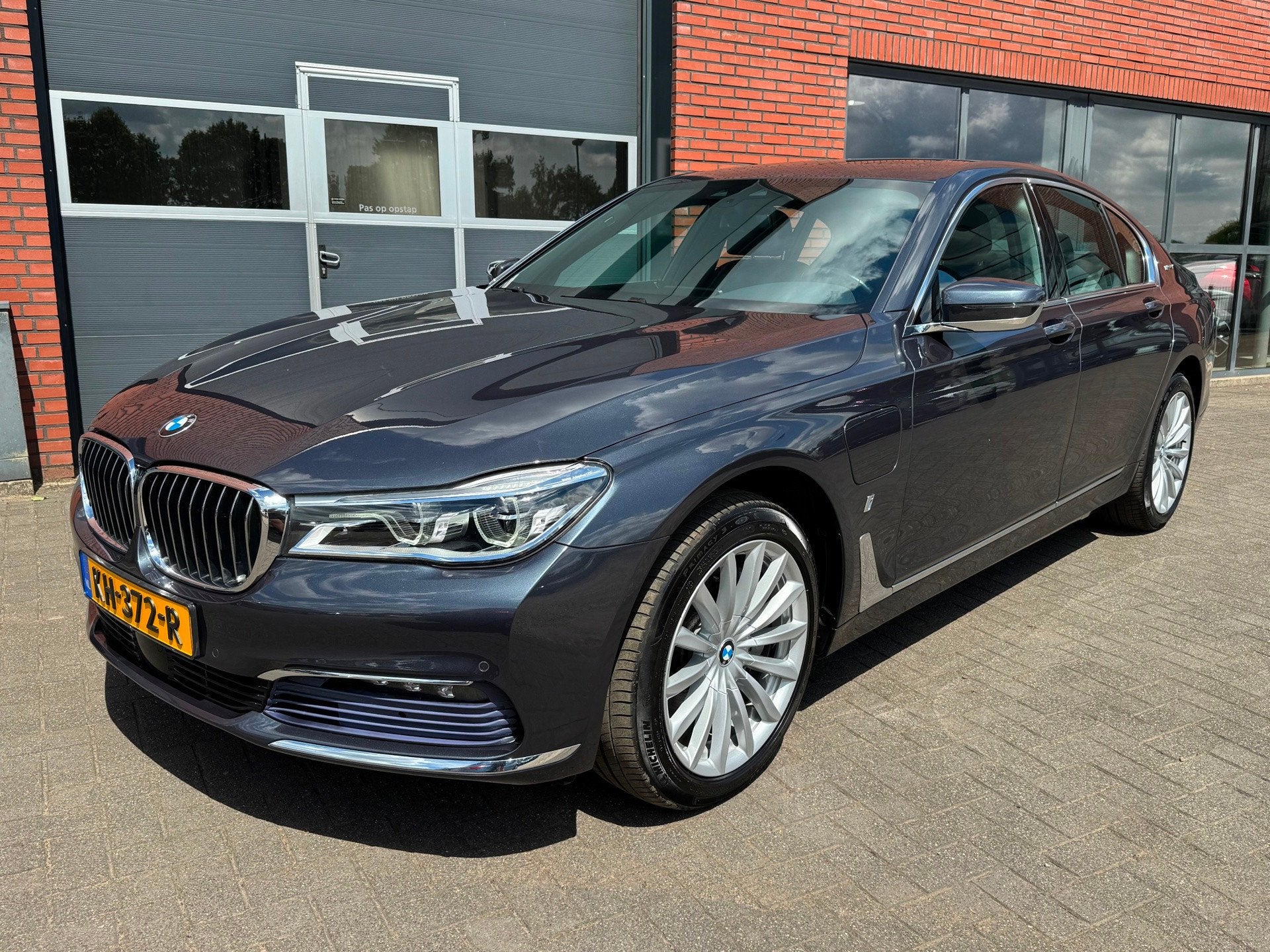 BMW 7-serie 740e iPerformance High Executive, Automaat, 1998 cc, Achterwielaandrijving, Gebruikt