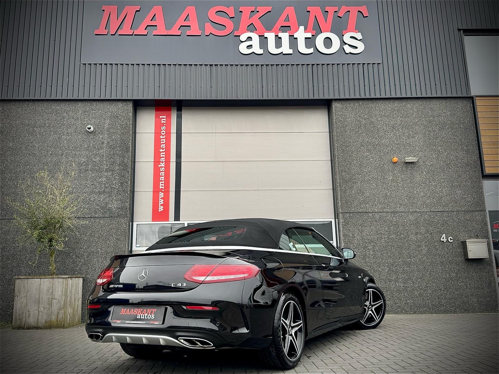 Mercedes C-Klasse Cabriolet 43 AMG / 4-MATIC / Adaptive crui, Auto's, Automaat, Gebruikt, Zwart, Leder