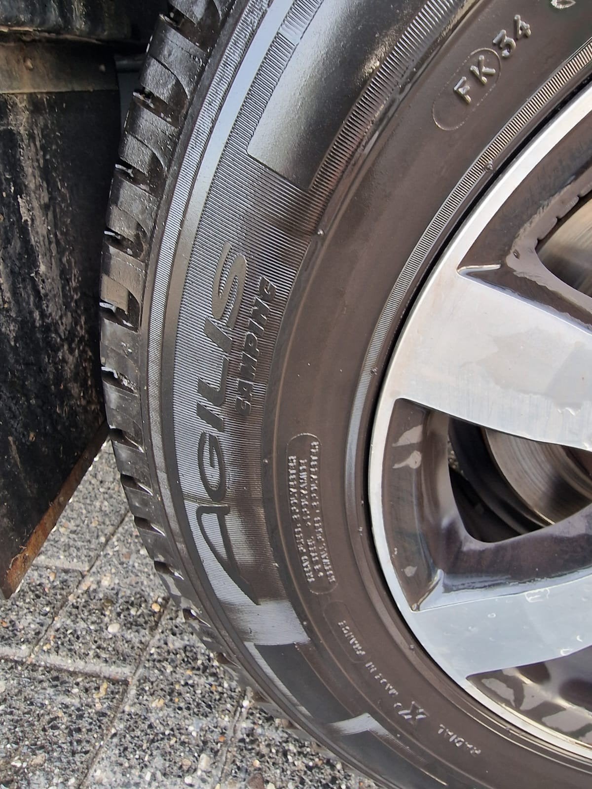 Lichtmetalen velgen en Michelin Agilis Camper banden., Ophalen of Verzenden, Gebruikt